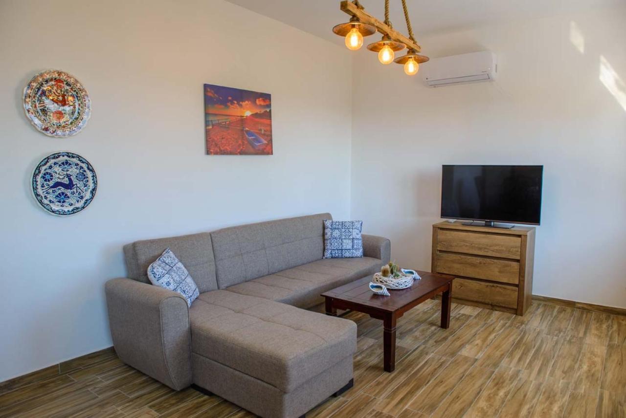 Blue Bay Villas , Ground Floor Αρχάγγελος Εξωτερικό φωτογραφία